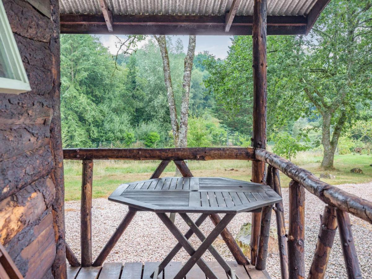 The Log Cabin Honiton Extérieur photo